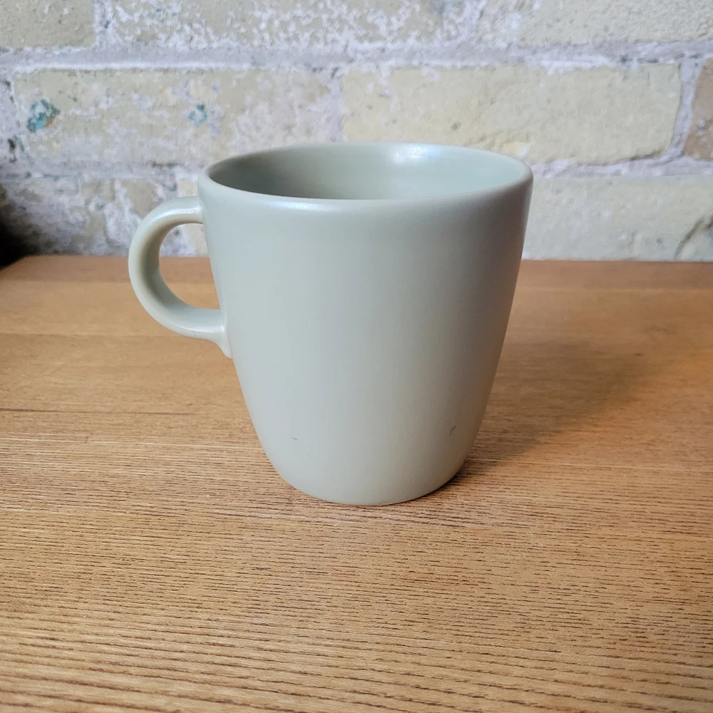 IKEA FÄRGKLAR Mug Matte Green 13 oz